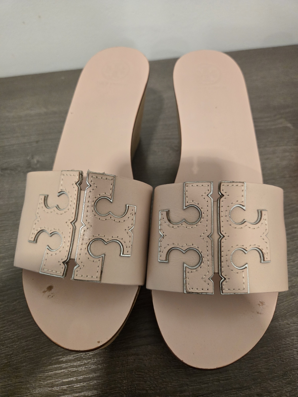 Tory Burch Women's Pink Leather Platform Slide Sandals - Picture 2 of 9